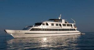 M/Y INTEGRITY in Galapagos my-integrity