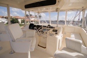 55 Luxury Yacht Top Deck
