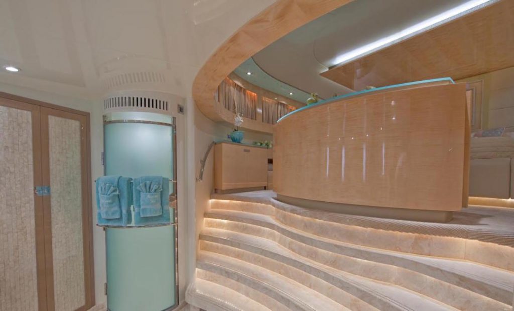 Shower and steps up do bed on M/Y DIAMOND GIRL