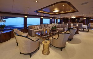 Lounge and play in luxury on the M/Y ZOOM ZOOM ZOOM