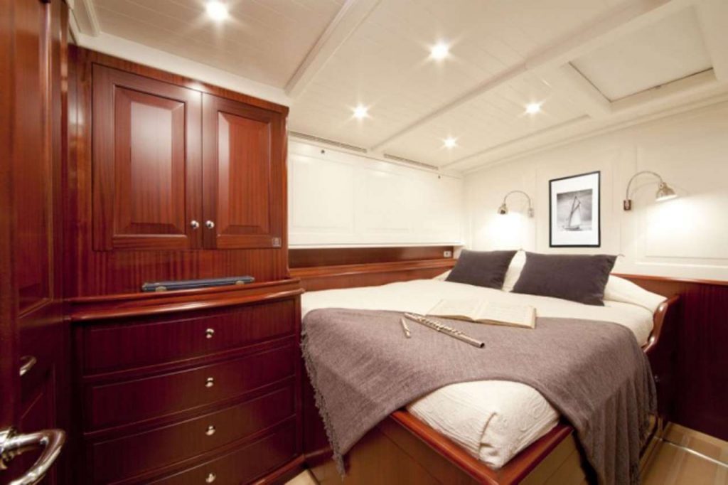 Luxurious master cabin on 111ft sailing yacht AURELIUS III
