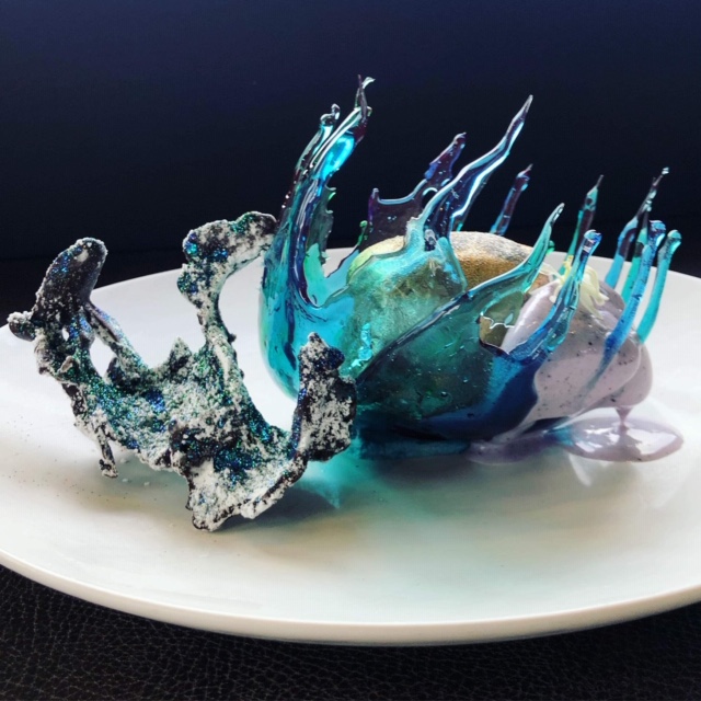 Ice cream and ocean-themed sugar sculpture by Chef Mora Nia of the M/Y JANS FELION