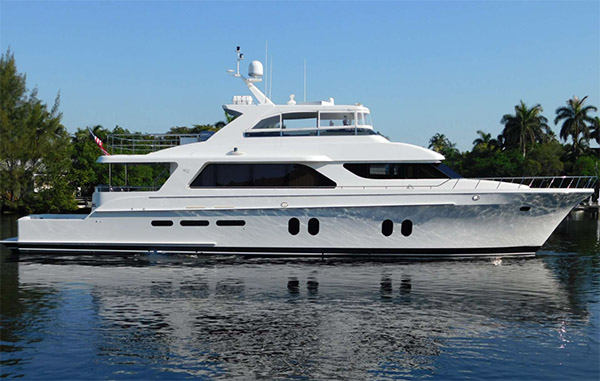84ft Cheoy Lee motor yacht JUS CHILL'N operates in the Bahamas and North America