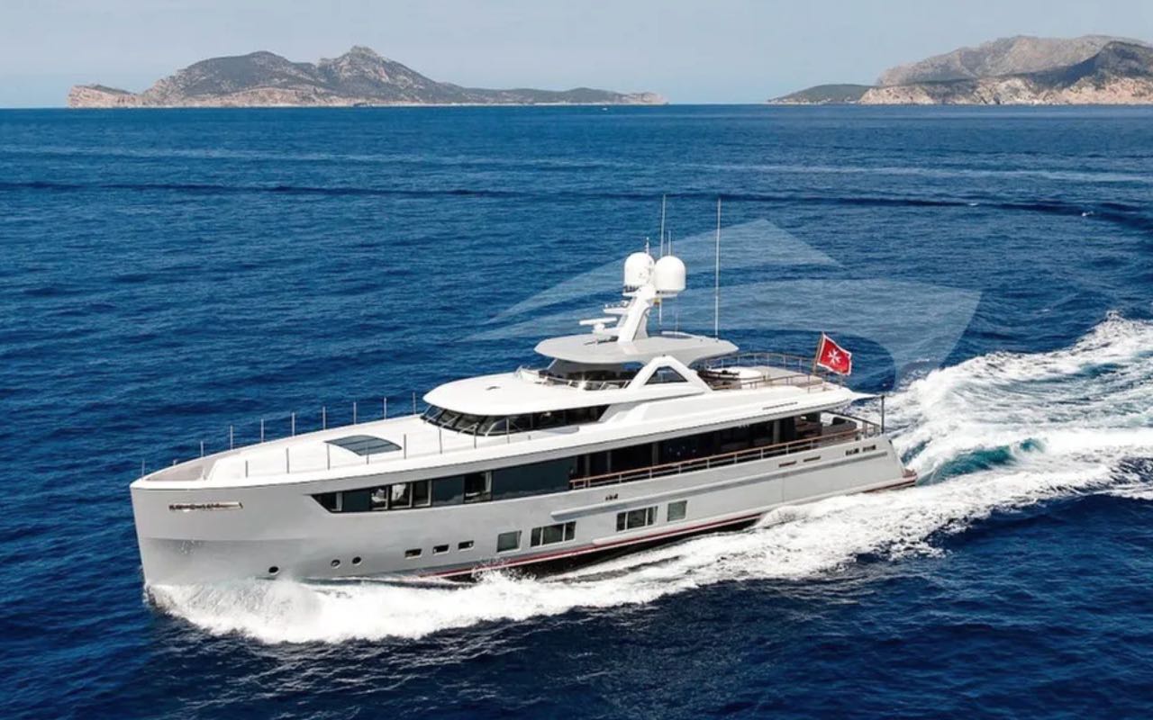 118ft Mulder Shipyard motor yacht CALYPSO I operates in the East and West Mediterranean