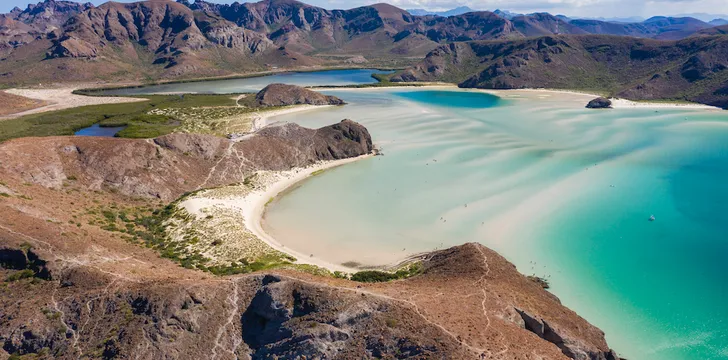 Turquoise waters and white sands of Puerto Balandra Beach, Mexico