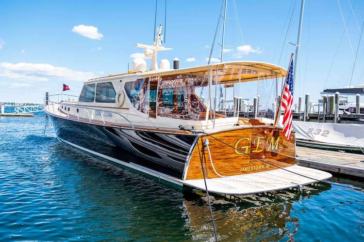 64ft Vicem Classic motor yacht GEM operates on the East Coast United States