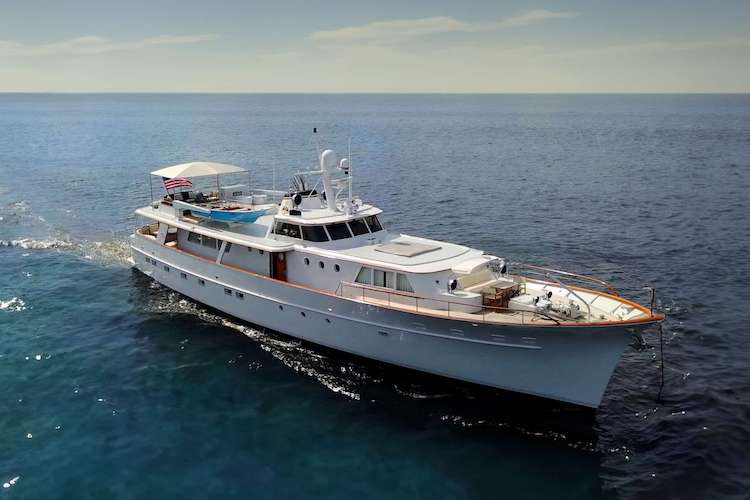 100ft Burger motor yacht SOVEREIGN operates in the Caribbean and New England