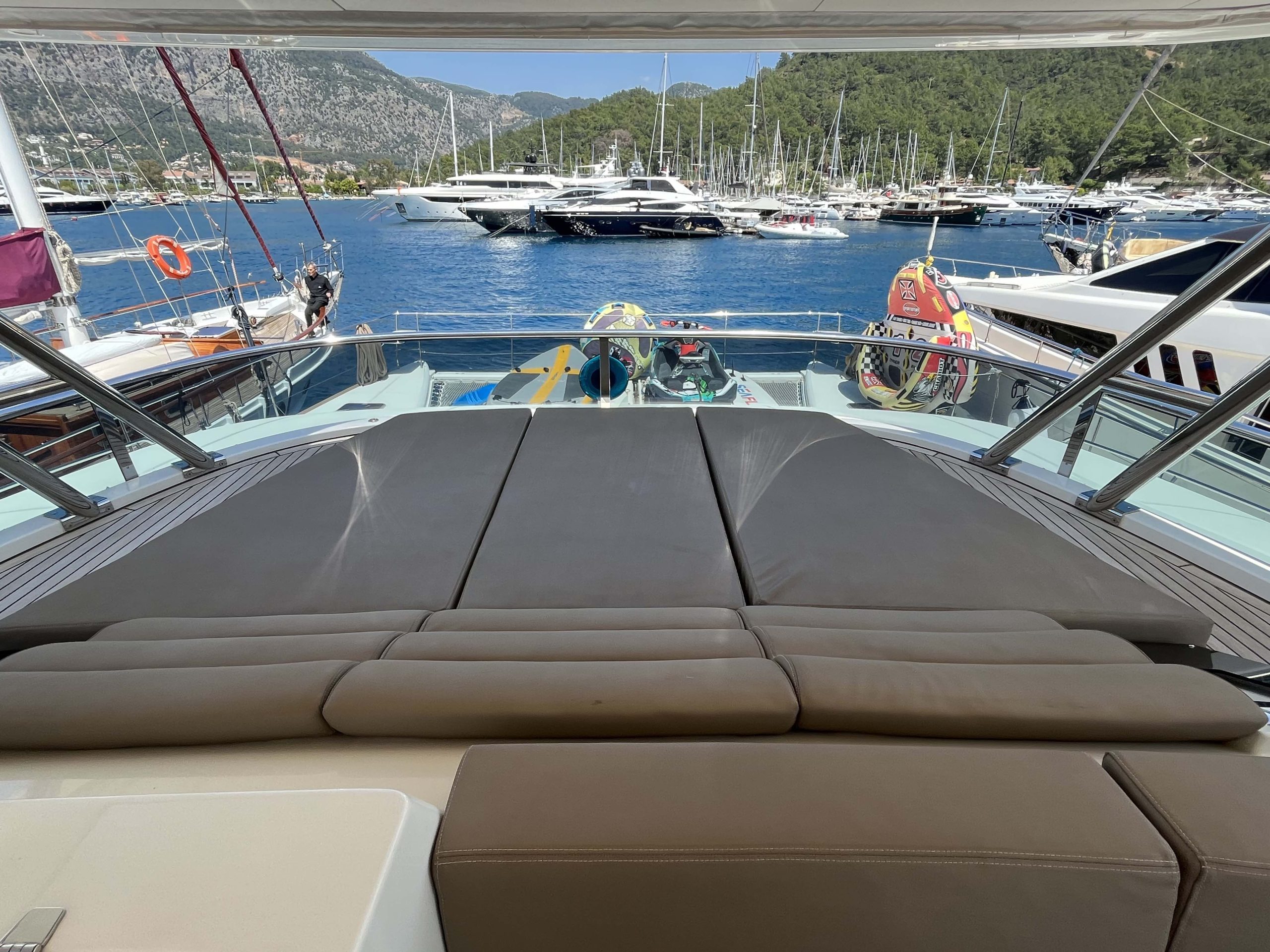 boat show yacht charters